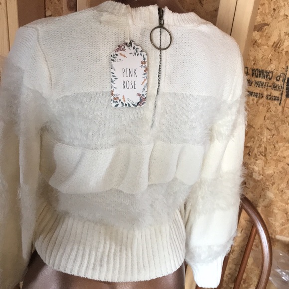 Pink Rose Crop Sweater - Picture 2 of 3